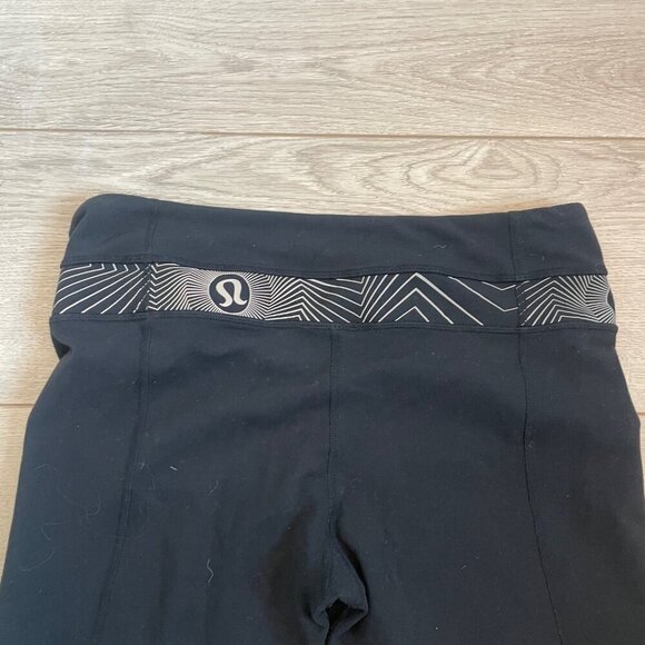 Lululemon Black Cropped Yoga Pants Unsized - Picture 9 of 9
